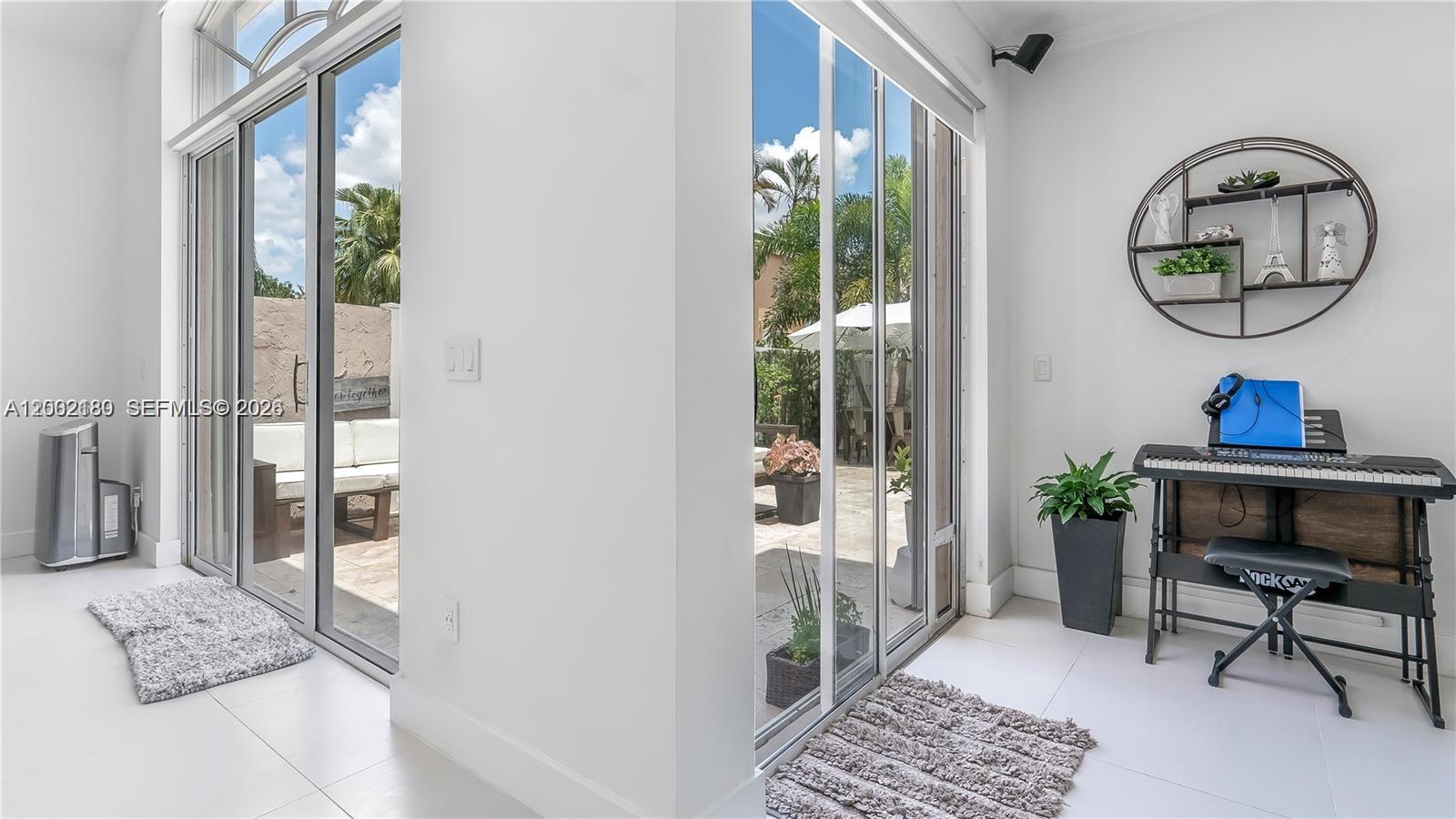 Estancia - Residential Lease