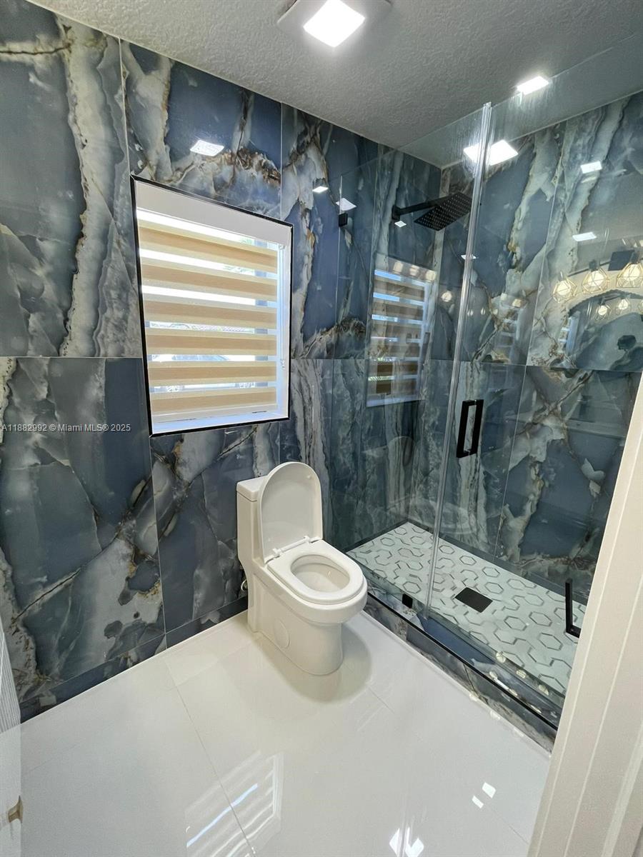 CORAVO AMD - Residential Lease