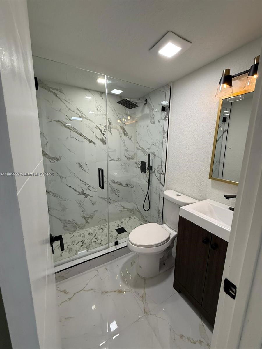 CORAVO AMD - Residential Lease