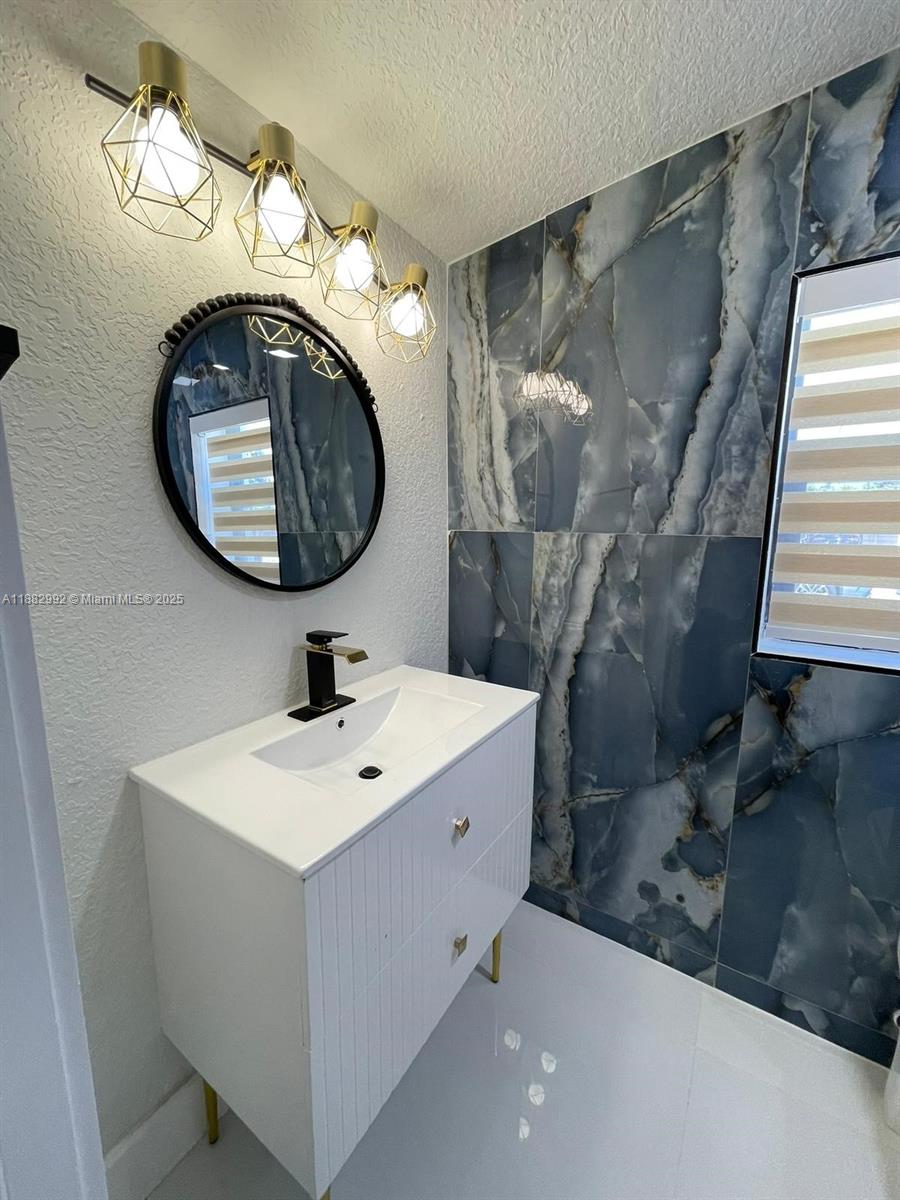 CORAVO AMD - Residential Lease