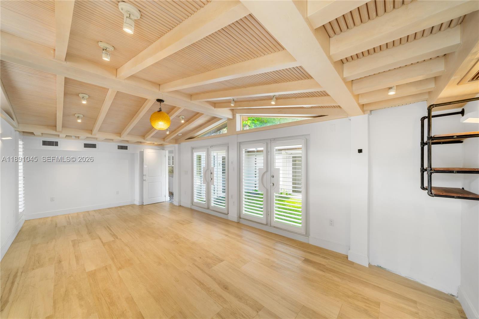 RIVO ALTO AMD - Residential