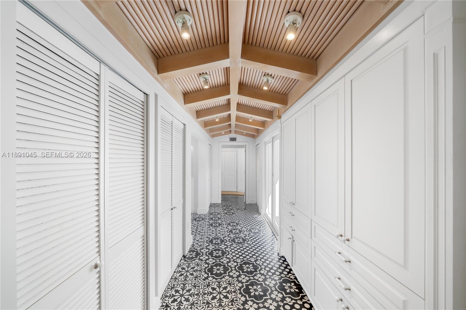 RIVO ALTO AMD - Residential