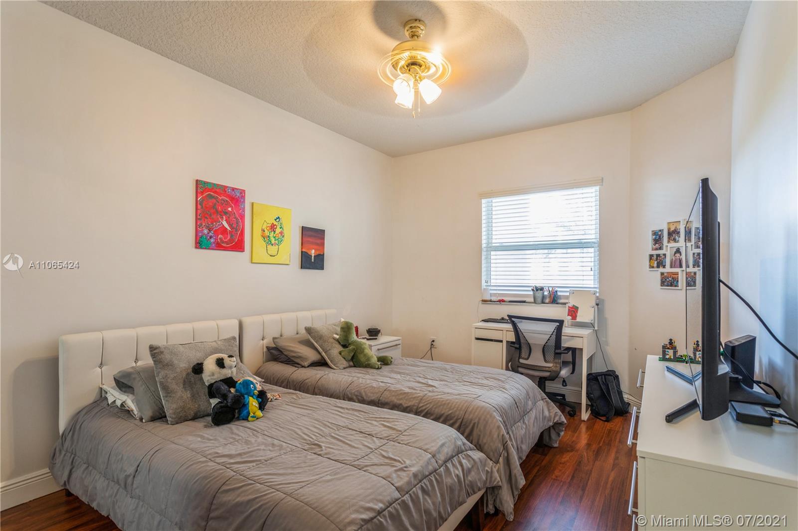 CAPTIVA CONDO B - Residential Lease