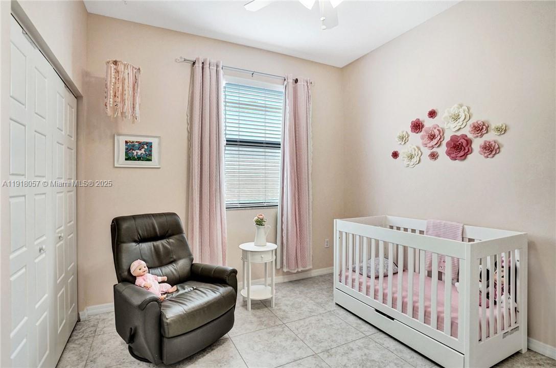 CHAMPION LAKES - Residential