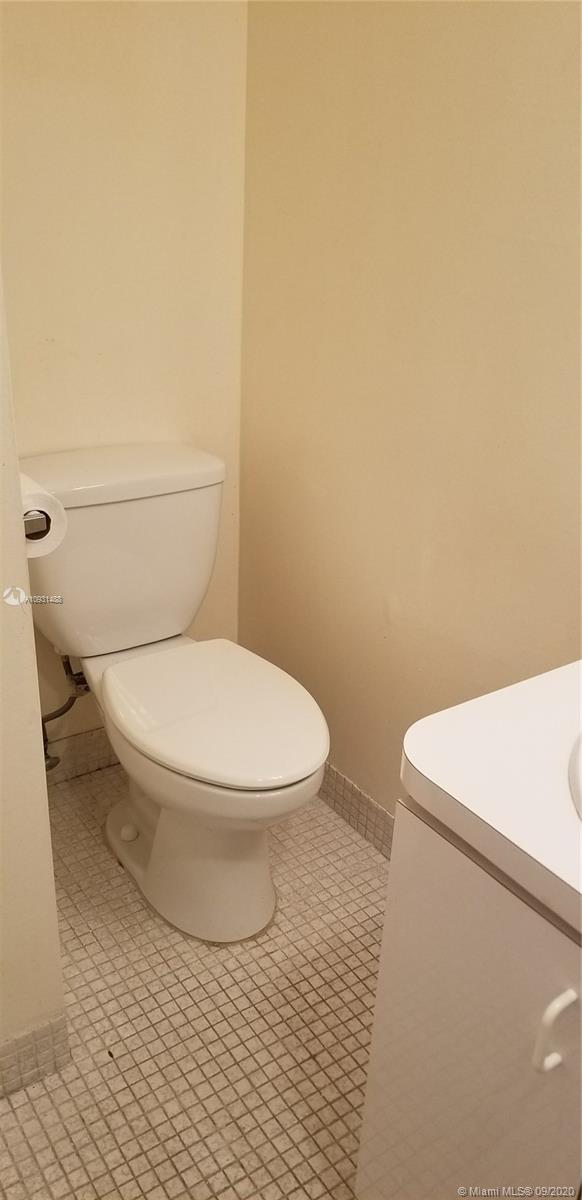 ADMIRALS PORT CONDO WEST - Residential Lease