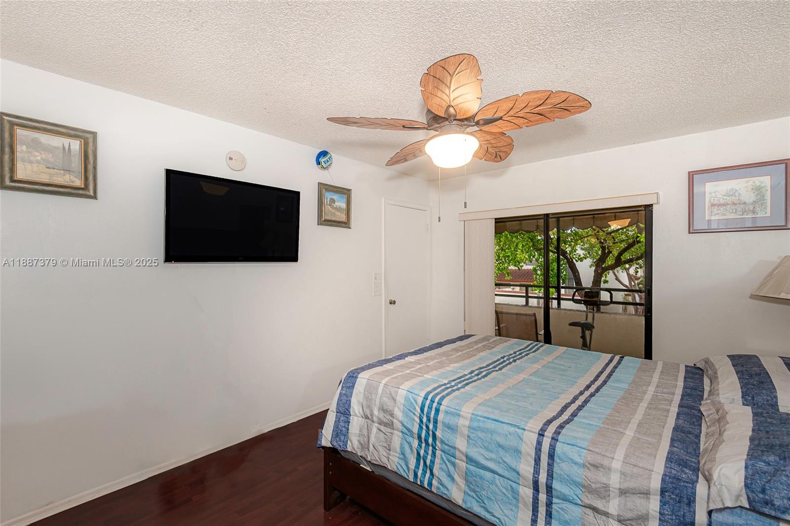 QUATRAINE CONDO I PH I - Residential