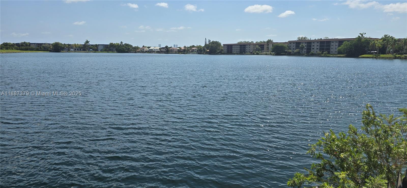 QUATRAINE CONDO I PH I - Residential