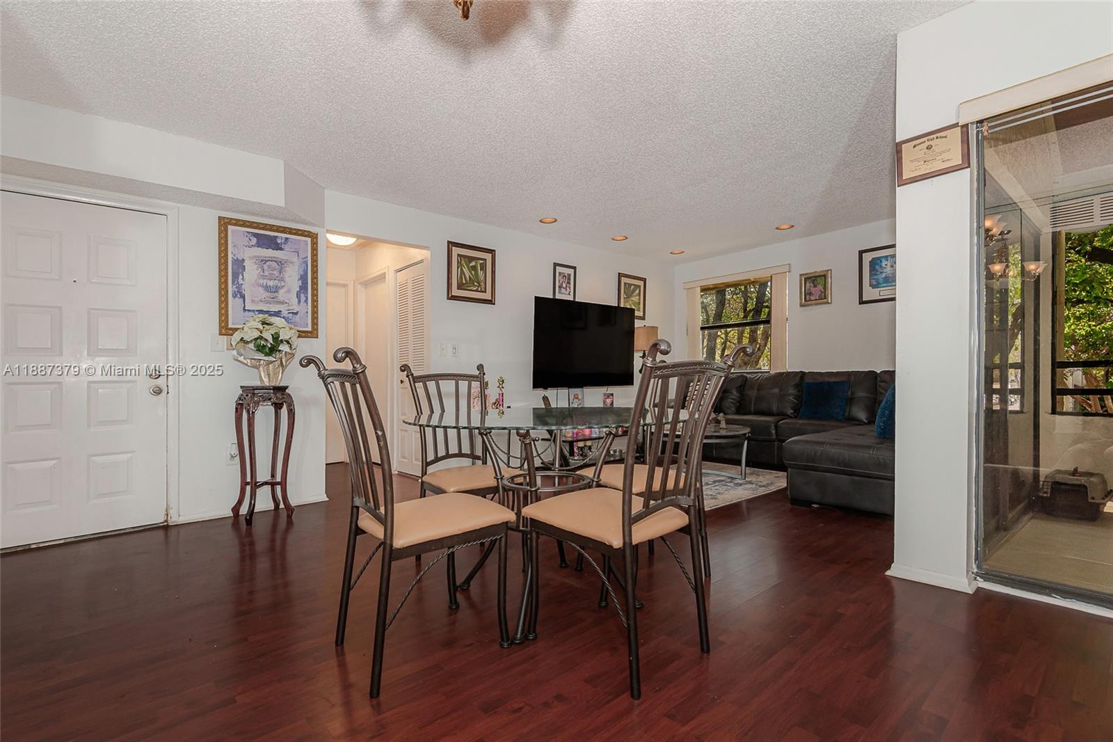 QUATRAINE CONDO I PH I - Residential