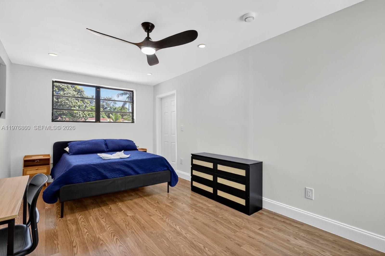 HIGHLAND MANOR SEC 5 - Residential