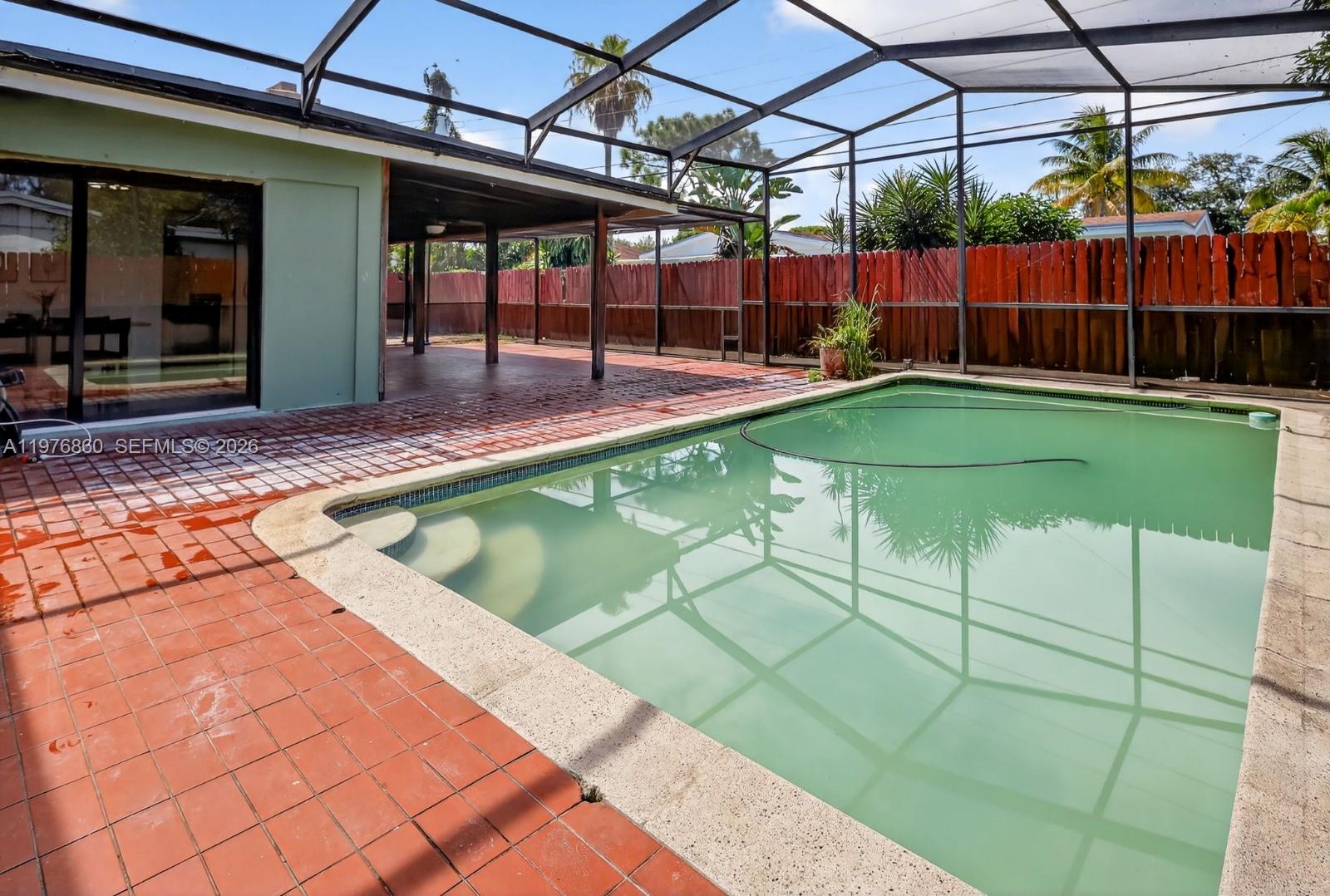 HIGHLAND MANOR SEC 5 - Residential