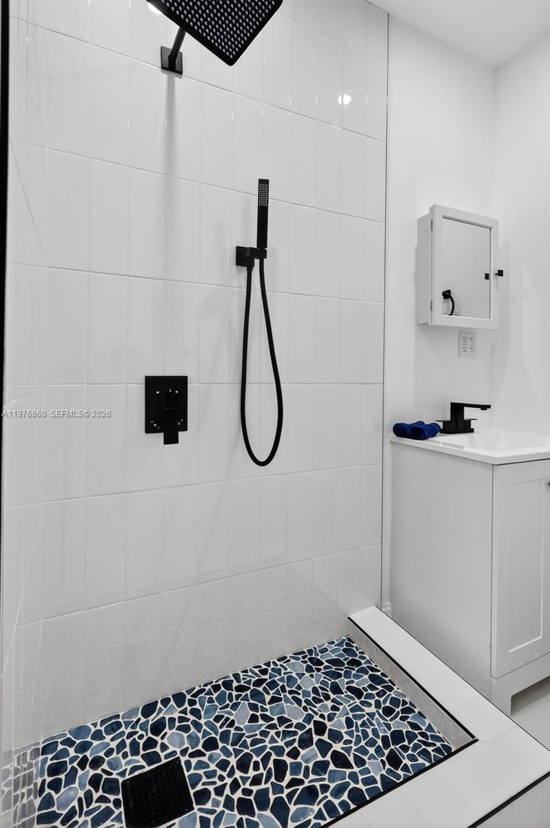 HIGHLAND MANOR SEC 5 - Residential