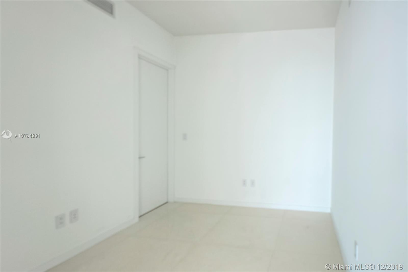 OCEANA BAL HARBOUR CONDO - Residential