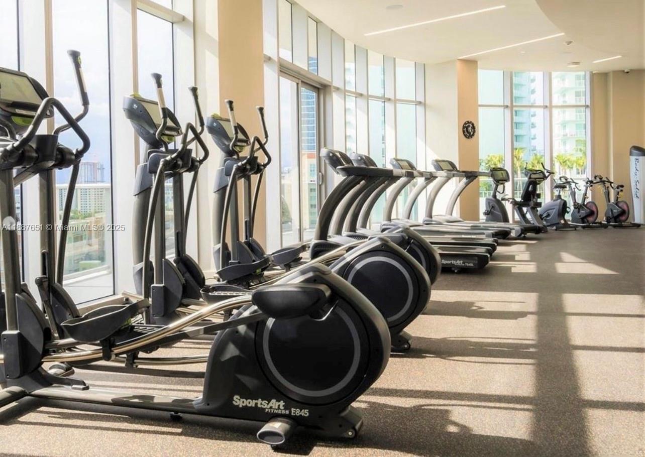 ARIA ON THE BAY CONDO - Residential Lease