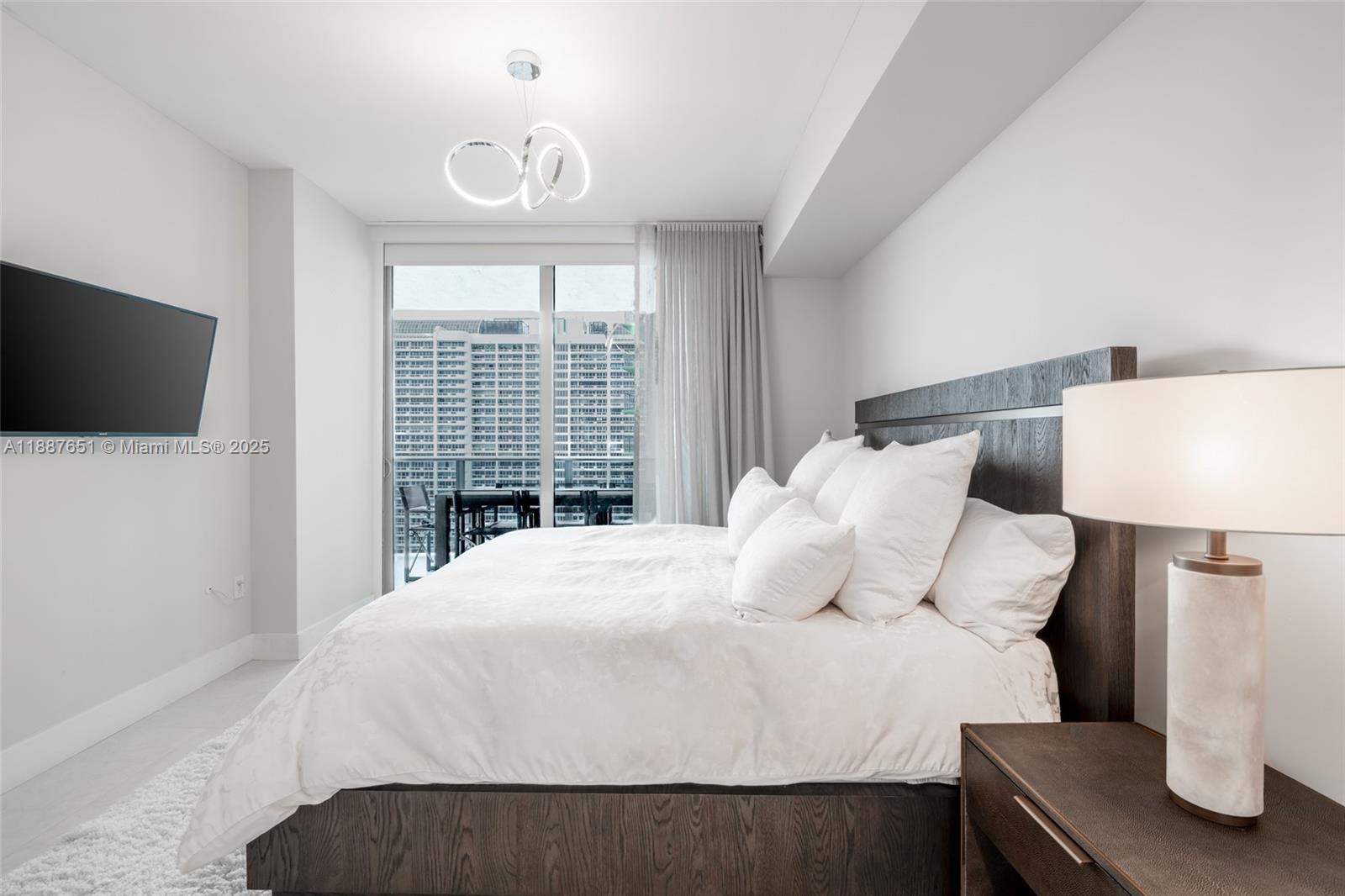 ARIA ON THE BAY CONDO - Residential Lease