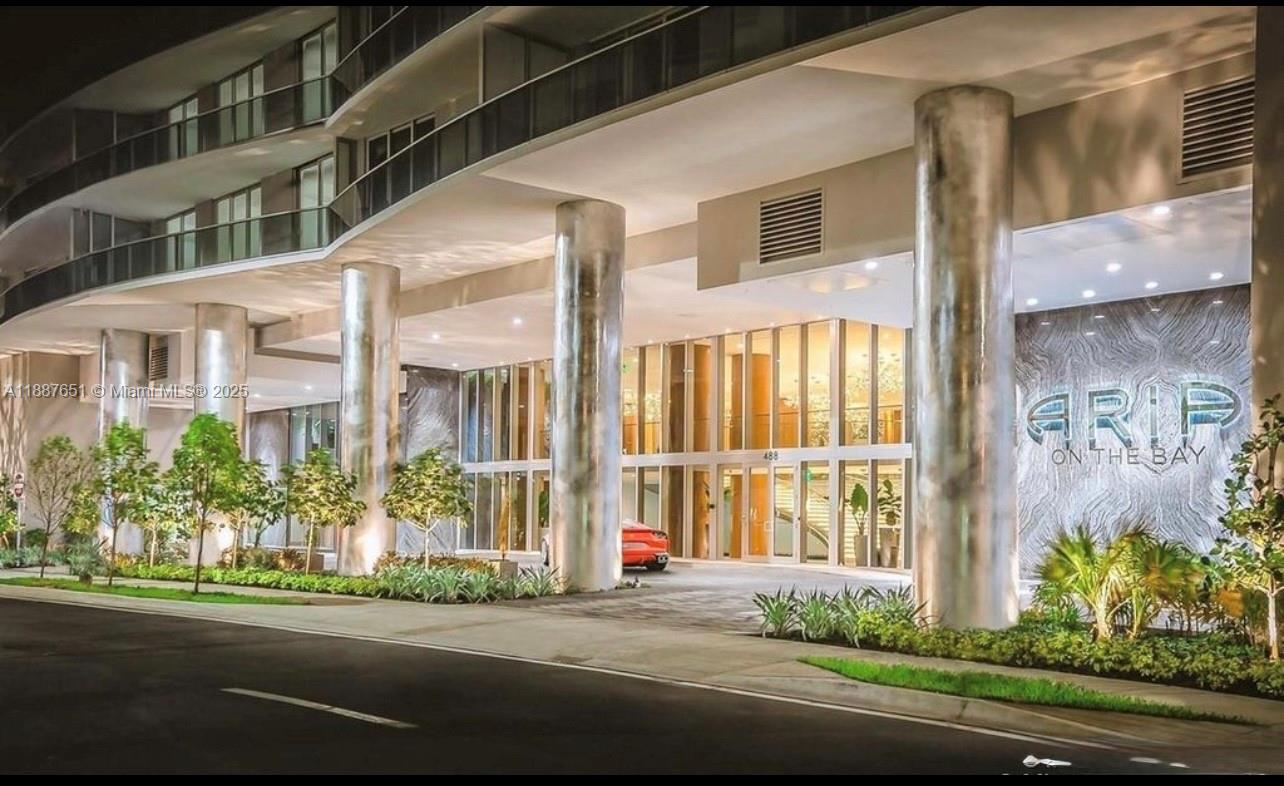 ARIA ON THE BAY CONDO - Residential Lease