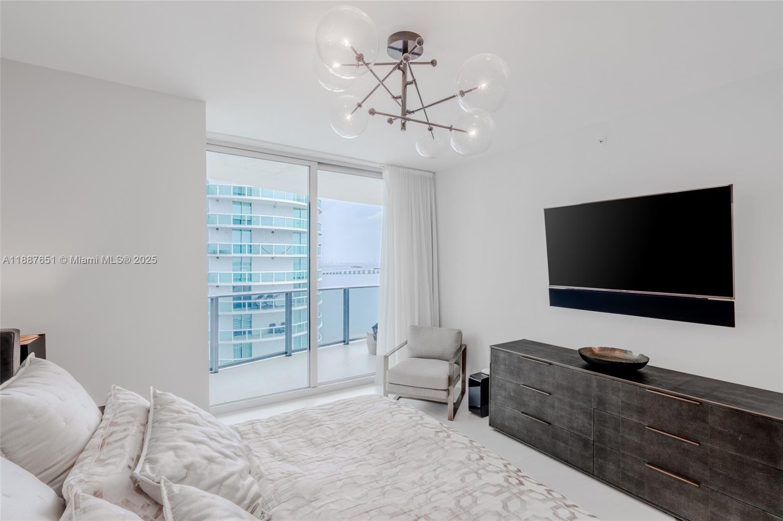 ARIA ON THE BAY CONDO - Residential Lease