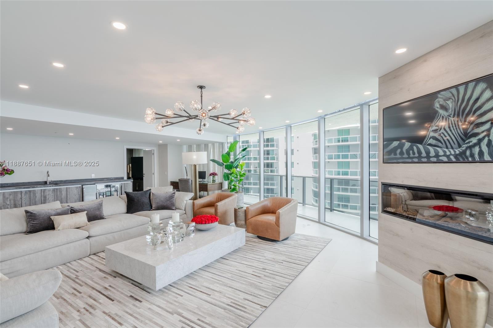 ARIA ON THE BAY CONDO - Residential Lease