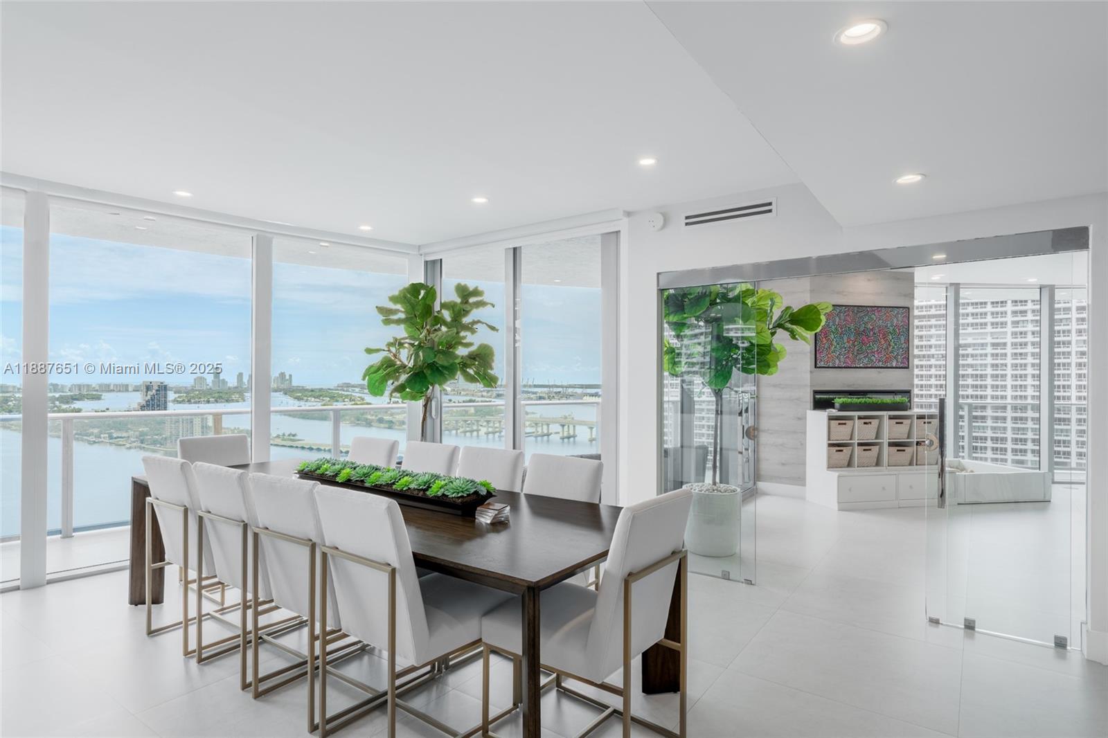 ARIA ON THE BAY CONDO - Residential Lease