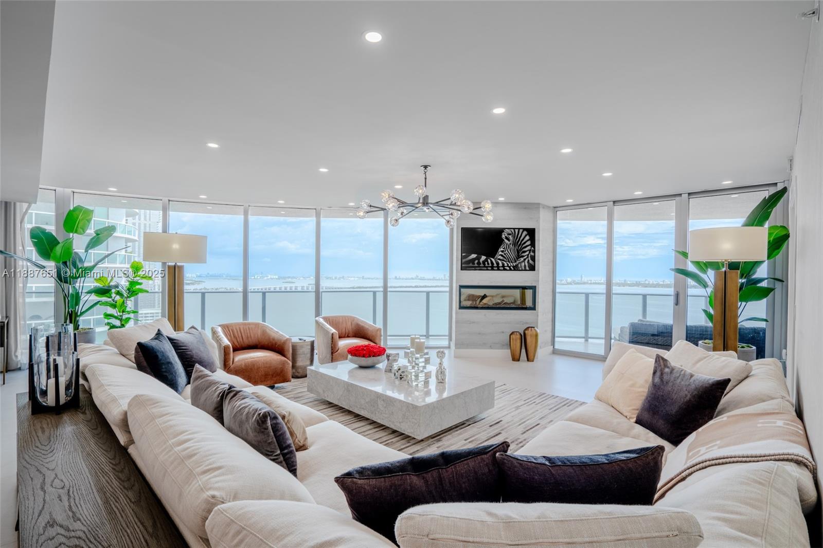 ARIA ON THE BAY CONDO - Residential Lease