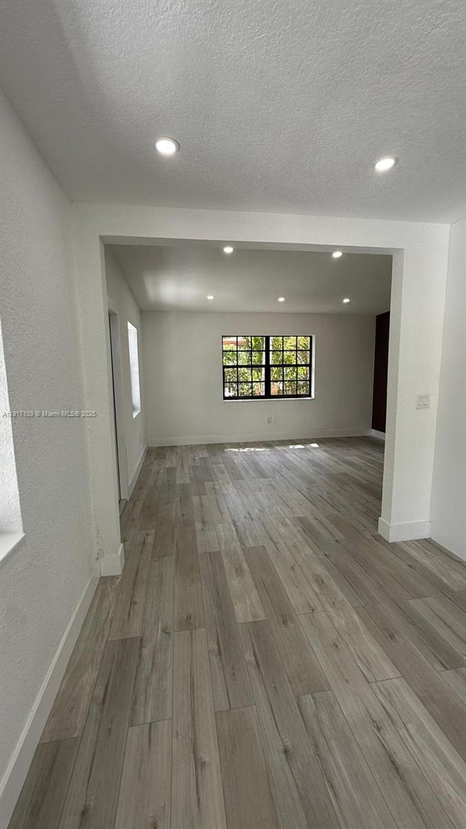 POINCIANNA MANOR SEC 2 - Residential