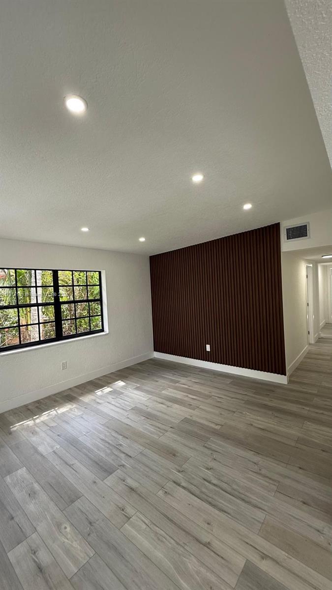 POINCIANNA MANOR SEC 2 - Residential