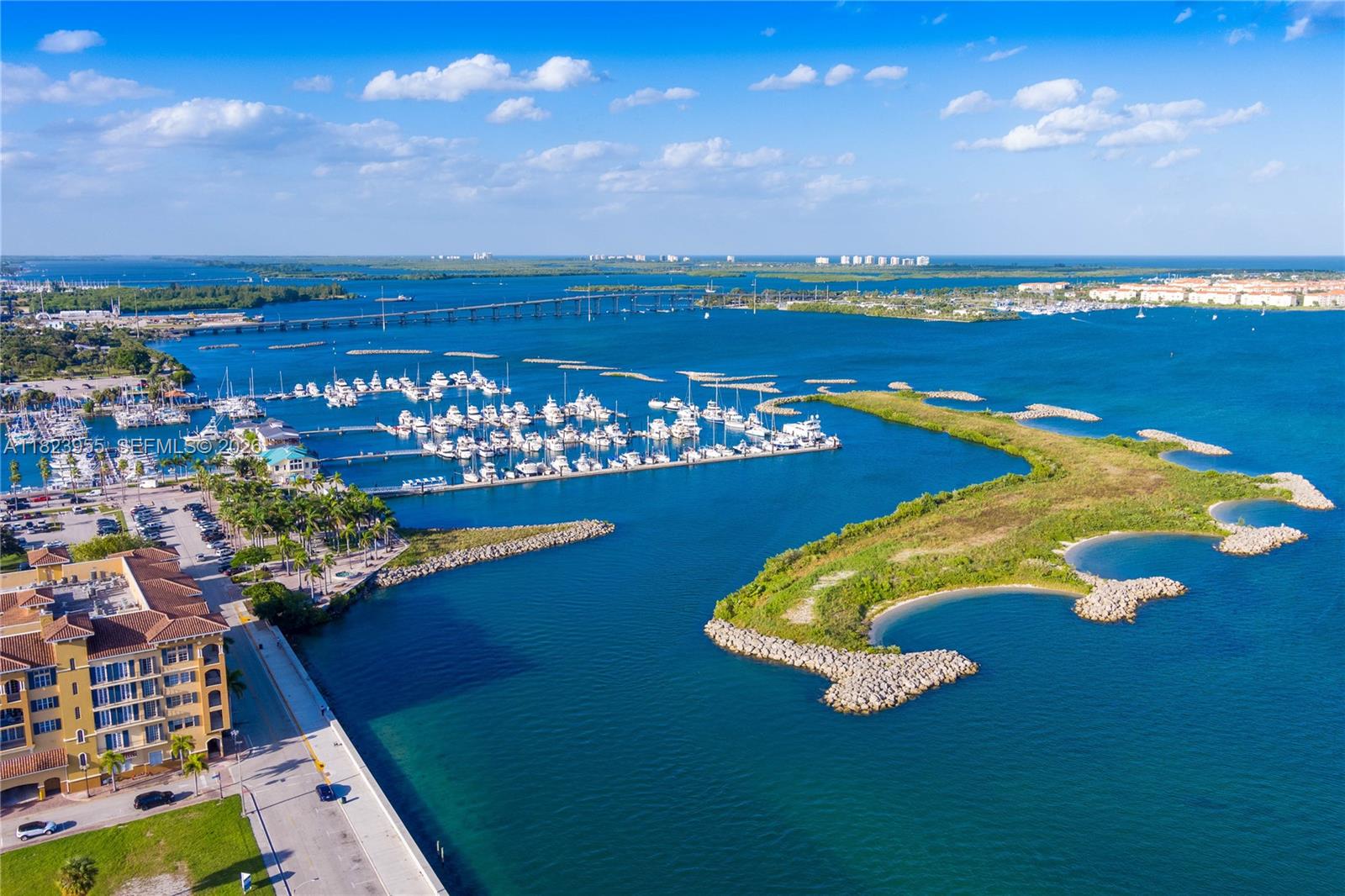 METES AND BOUNDS - Land