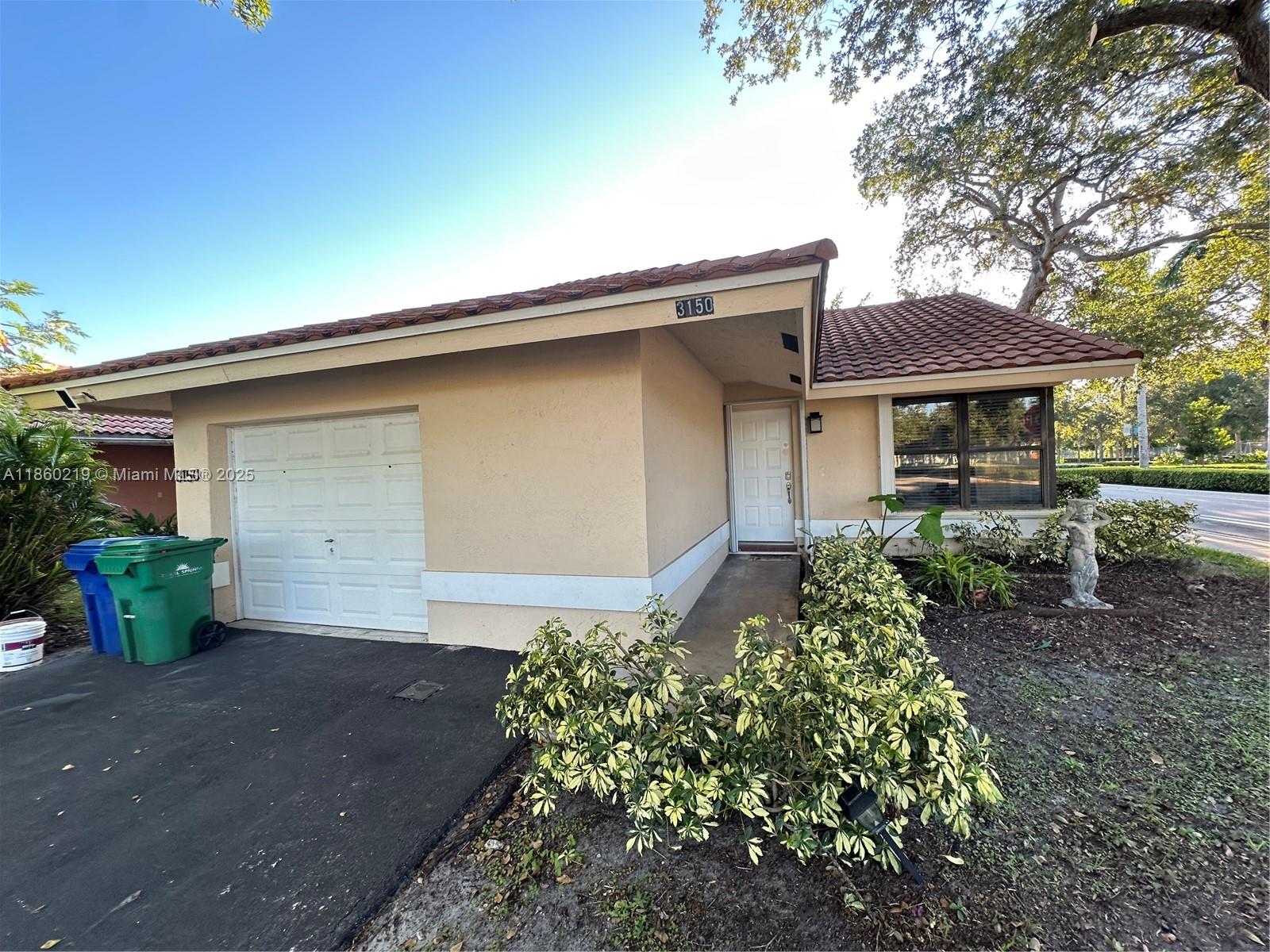 CORAL SPRINGS UNIVERSITY - Residential Lease