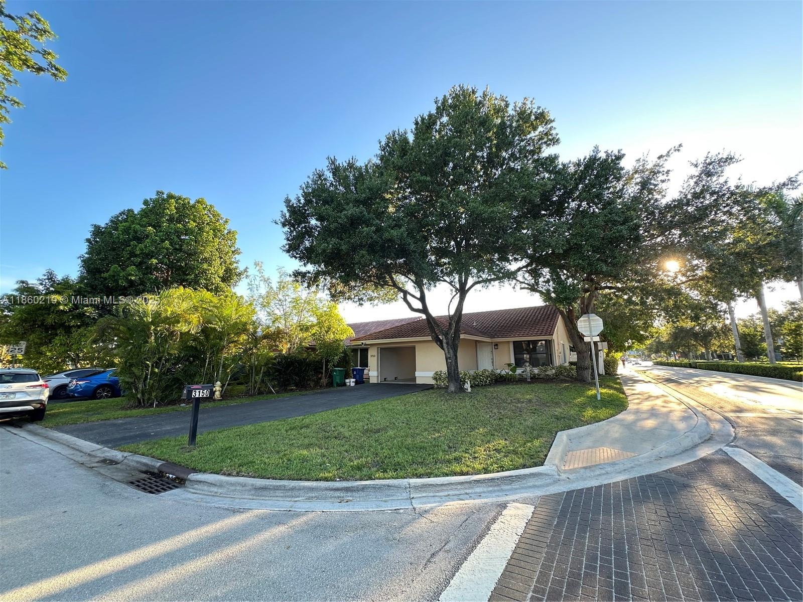 CORAL SPRINGS UNIVERSITY - Residential Lease