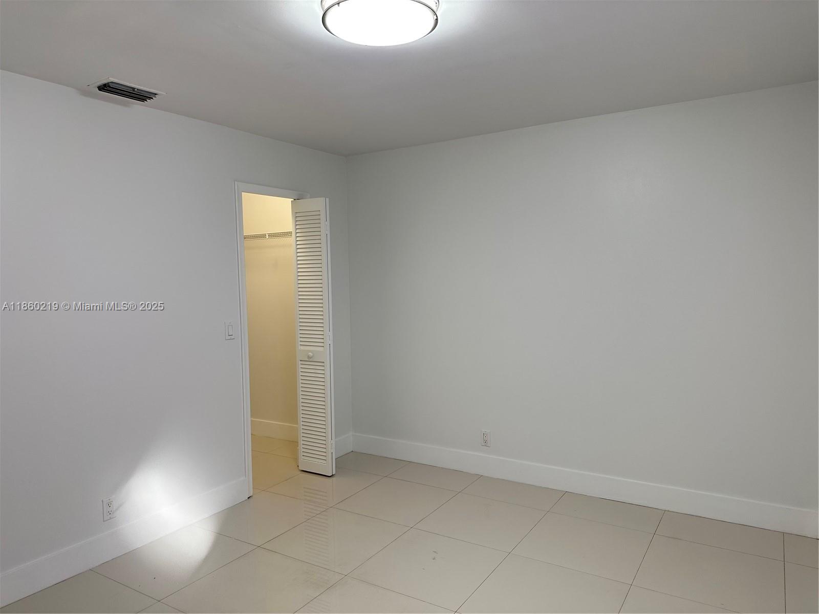 CORAL SPRINGS UNIVERSITY - Residential Lease