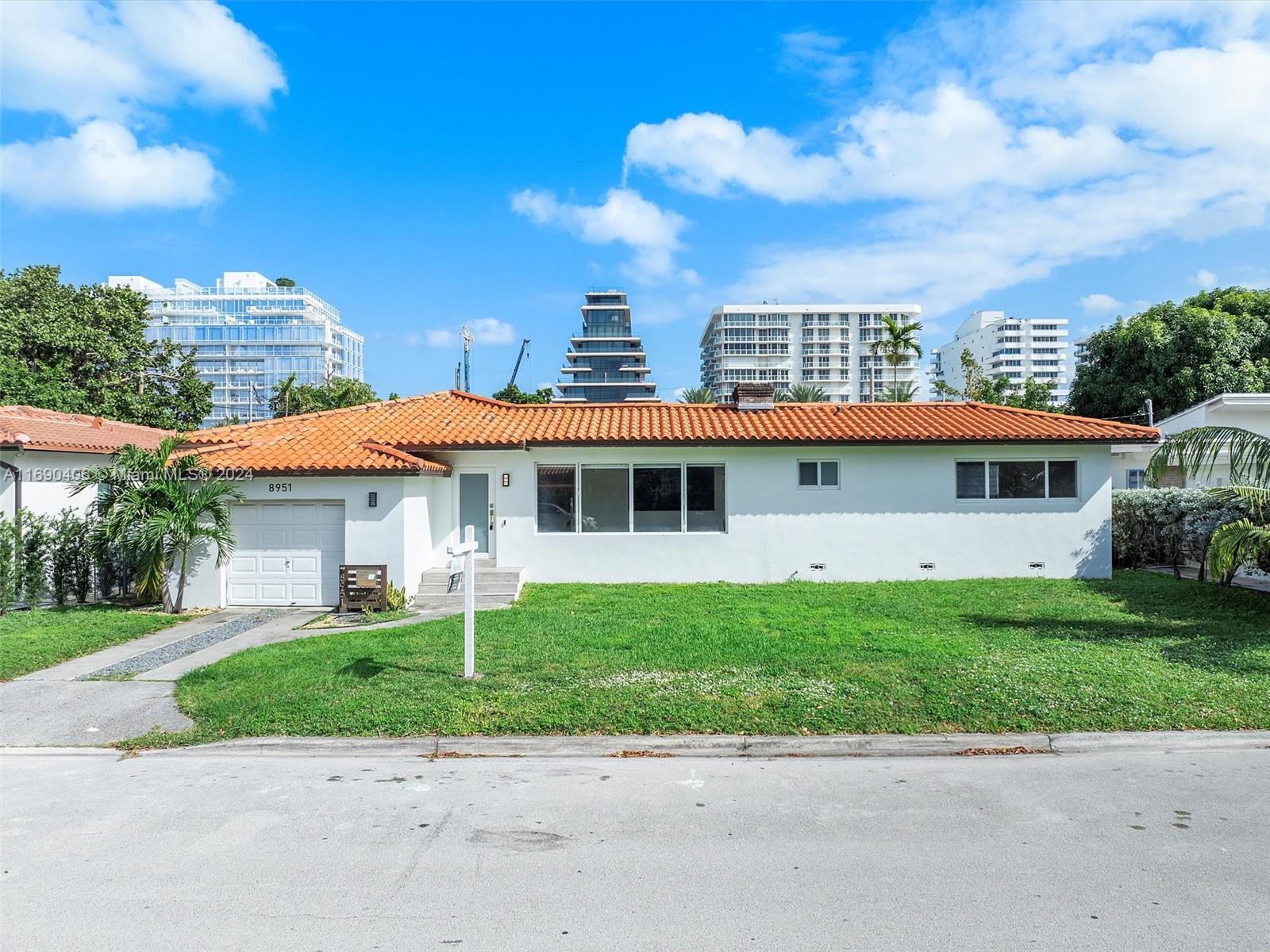 **Opportunity Alert! Your Dream Home Awaits!** SOLD FOR LAND VALUE ONLY! Unlock the Potential of This Oversized 8,400/SF Lot! Are you ready to seize an incredible opportunity? Imagine the possibilities with a NEW maximum allowed construction build of **5,000/SF+** on this expansive lot – significantly larger than the average lot size of **5,625/SF** with a maximum build of only **3,375/SF**. This is your chance to create the home you’ve always envisioned! Currently featuring a spacious 3,000/SF +/- house with 4 Bedrooms and 3 Bathrooms, this property is a diamond in the rough, ready for you to renovate or reimagine from the ground up. Whether you want to infuse modern design or preserve classic charm, the choice is yours!
Just 2 blocks from the beach! Being Sold in As-Is Condition