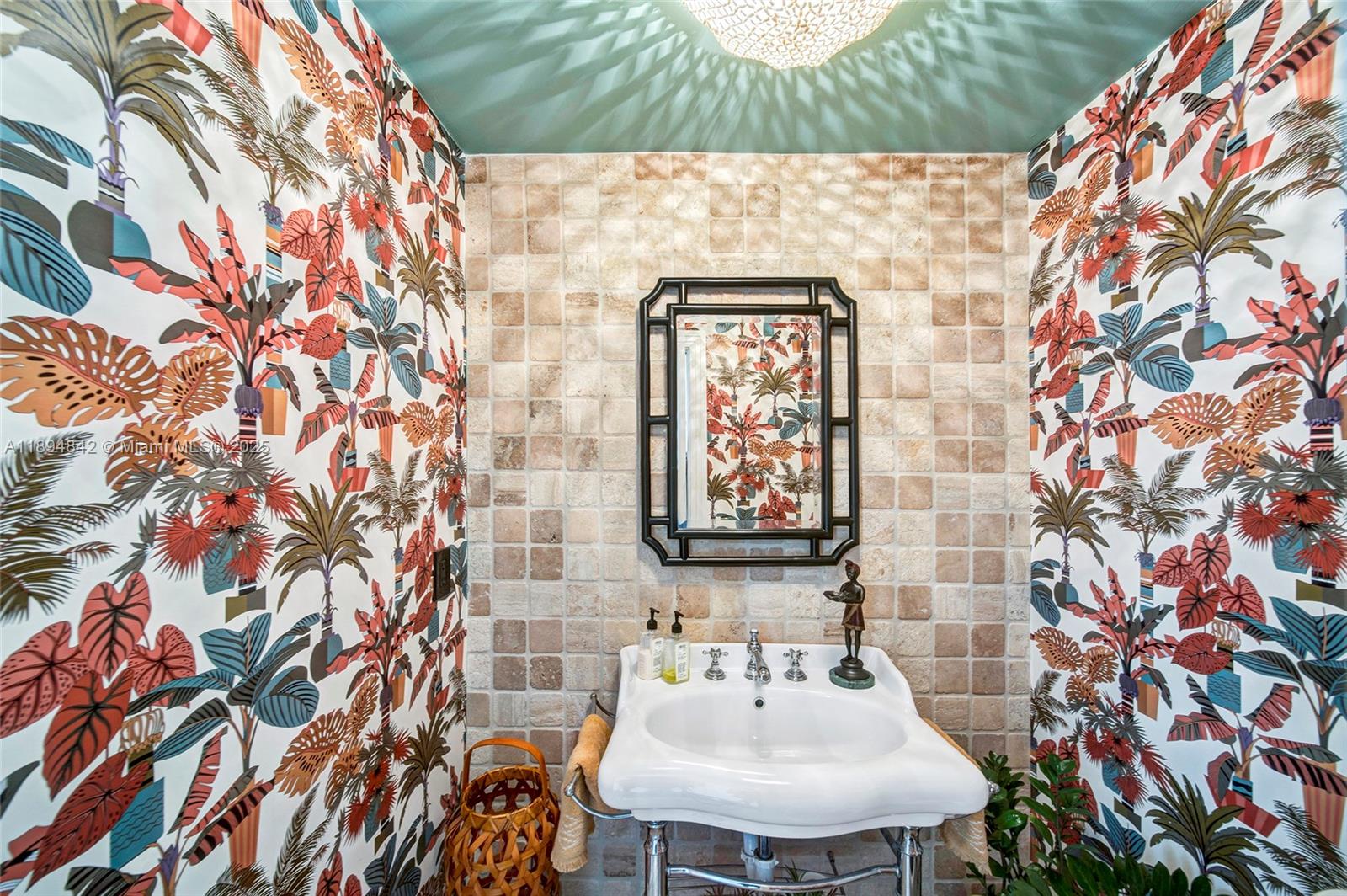 SUDLOW PARK - Residential