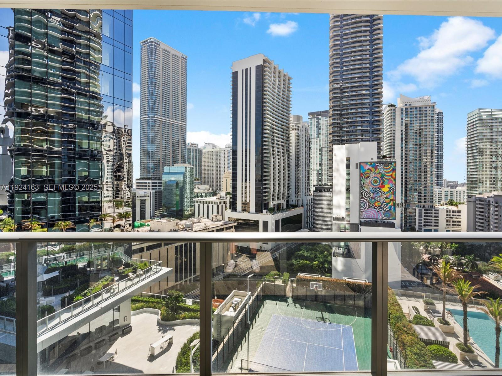 801 SMA RESIDENCES CONDO - Residential