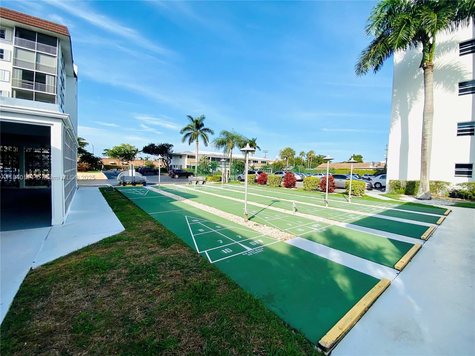 RIVER SHORES CONDO - Residential