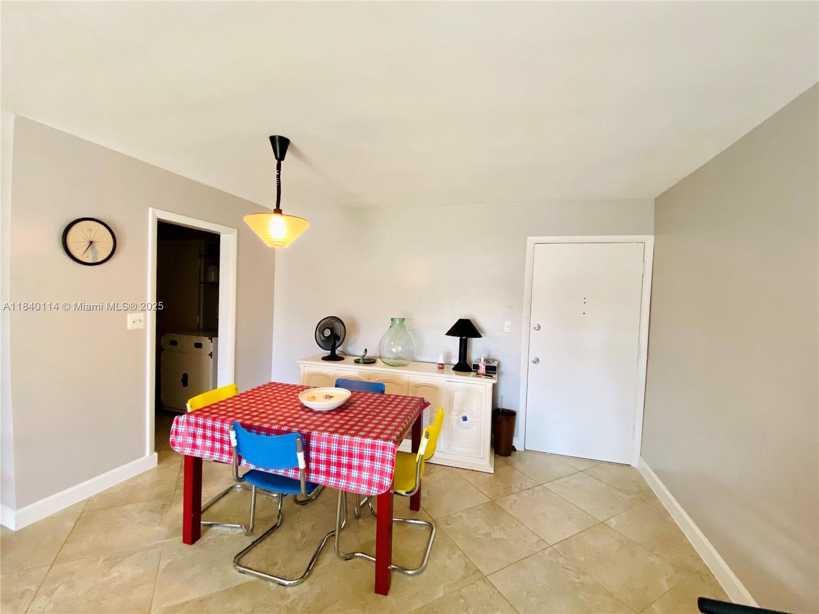 RIVER SHORES CONDO - Residential