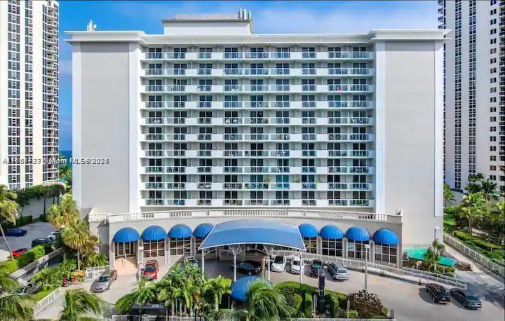 THE AVENTURA BEACH CLUB C - Residential Lease