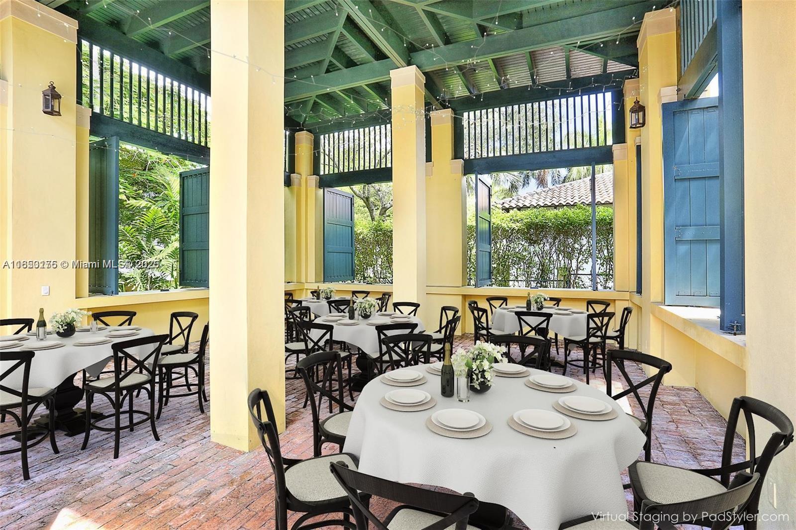 HAMMOCK OAKS HARBOR SEC 3 - Residential