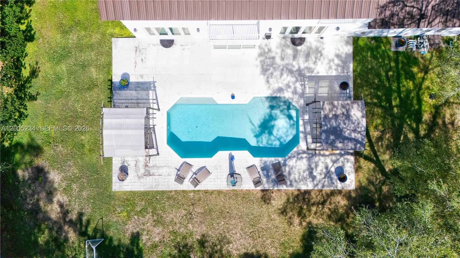 KINGS COVE - Residential