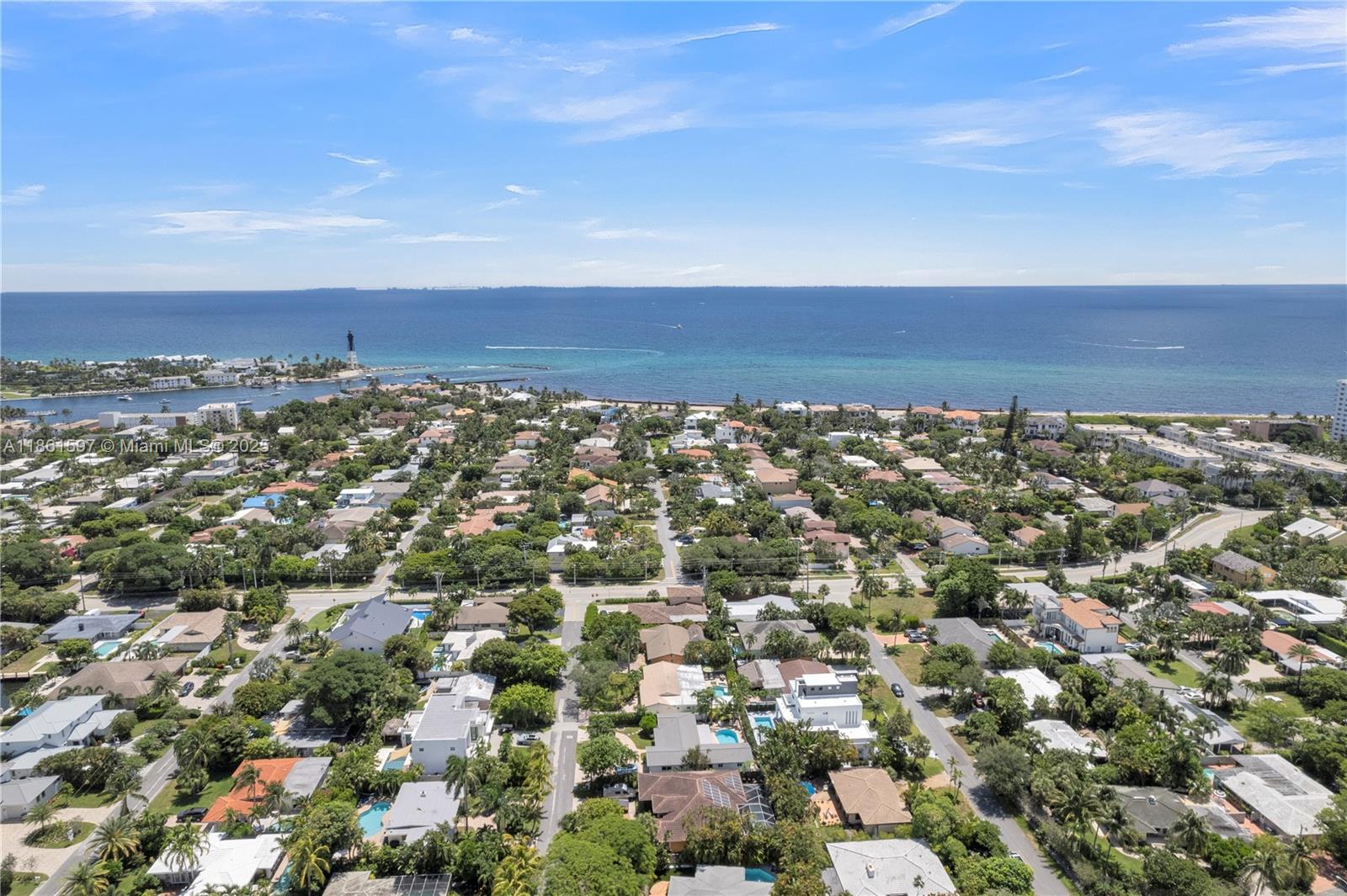 HILLSBORO SHORES SEC - Residential