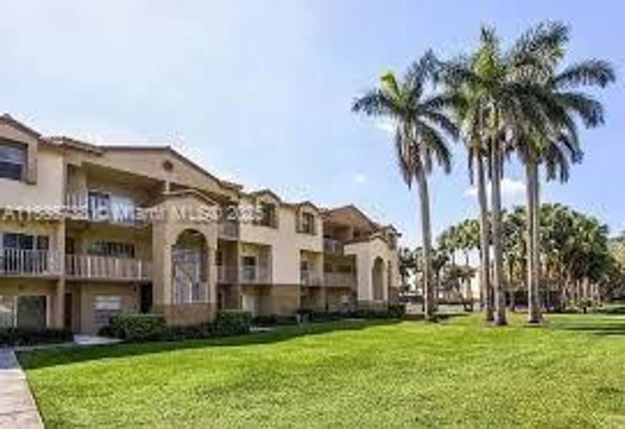 Located on the second floor, this 2-bedroom, 2-bathroom apartment, New Appliances, plus a closed den is in the desirable Biscayne Beach Club, Enjoy a gated community with resort-style amenities: pool, gym, kids’ play area, tennis & basketball courts, BBQ area, and onsite management. The unit features new stainless steel appliances, a water filtration system, in-unit washer & dryer, remodeled bathrooms, a built-in bar, a spacious balcony, and a large storage room.