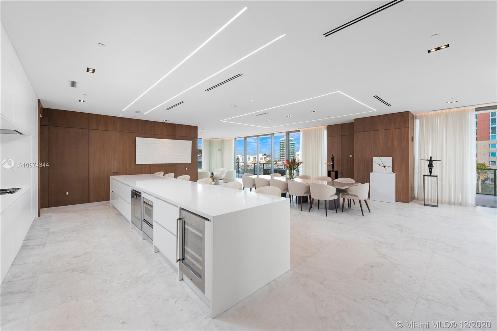 APOGEE CONDO - Residential