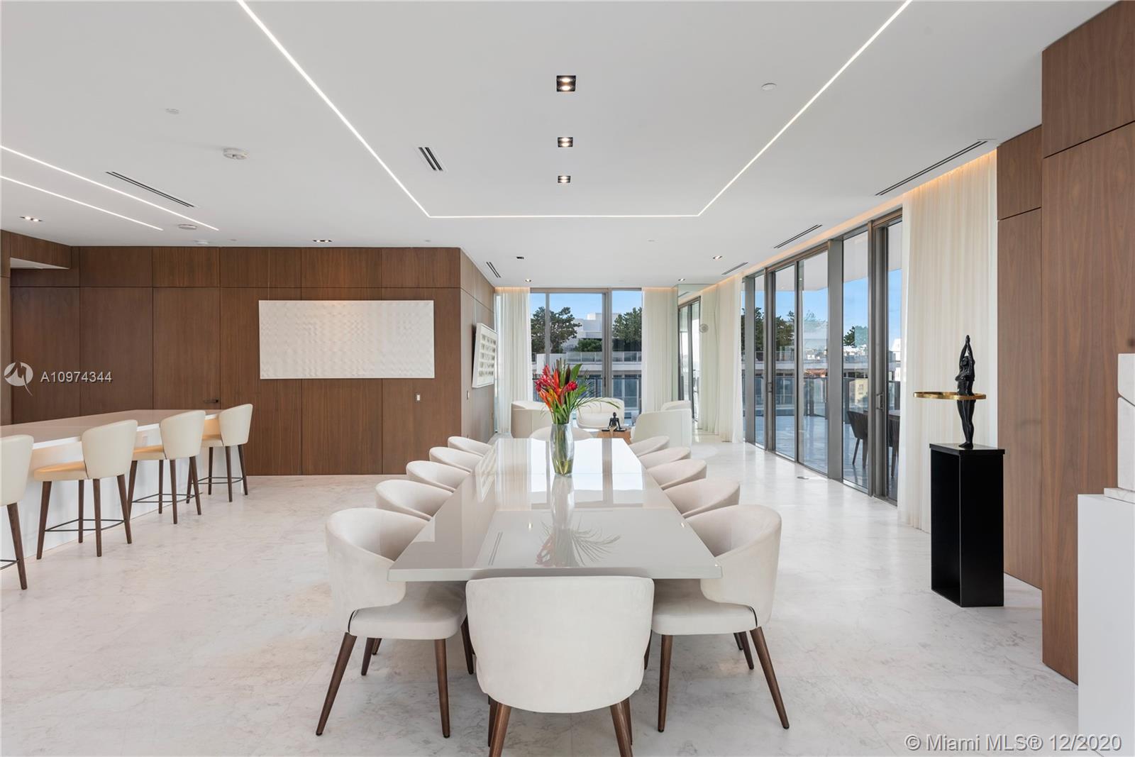 APOGEE CONDO - Residential