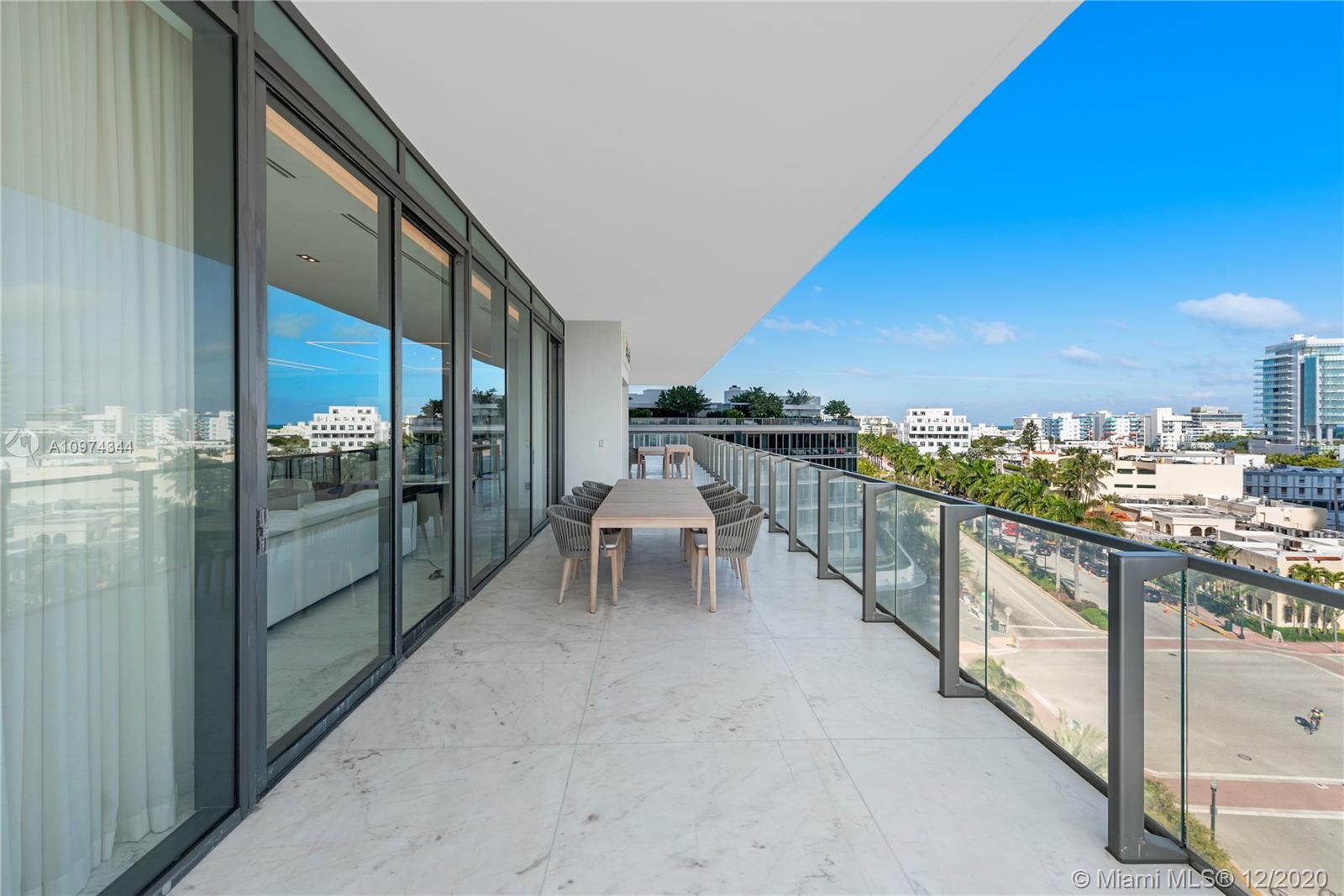 APOGEE CONDO - Residential