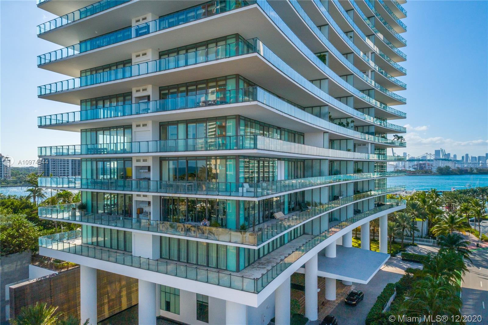 APOGEE CONDO - Residential