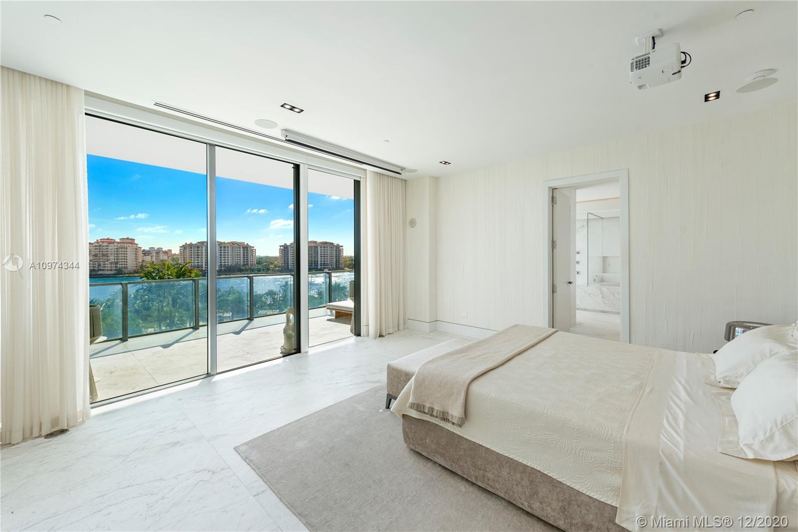 APOGEE CONDO - Residential