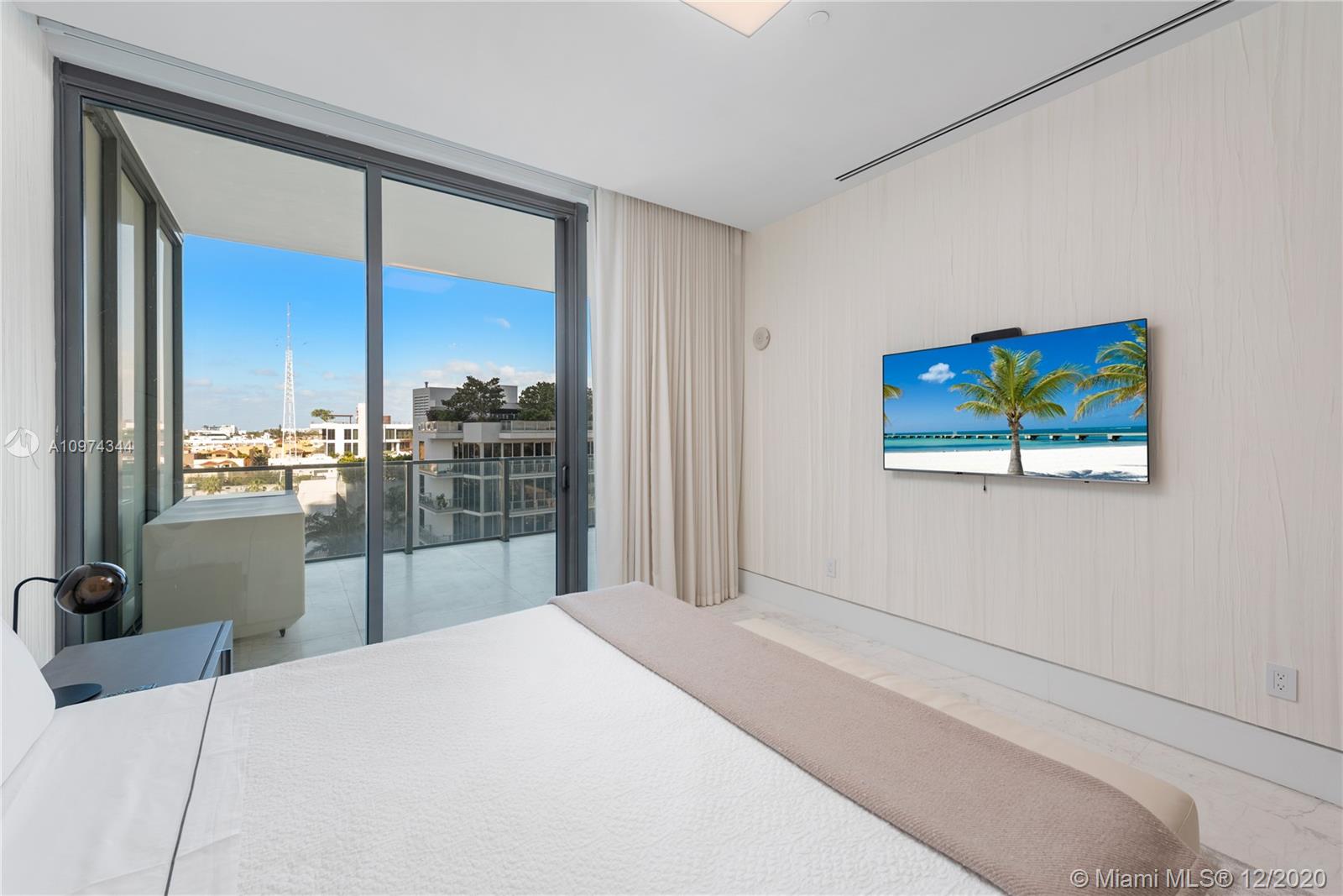 APOGEE CONDO - Residential