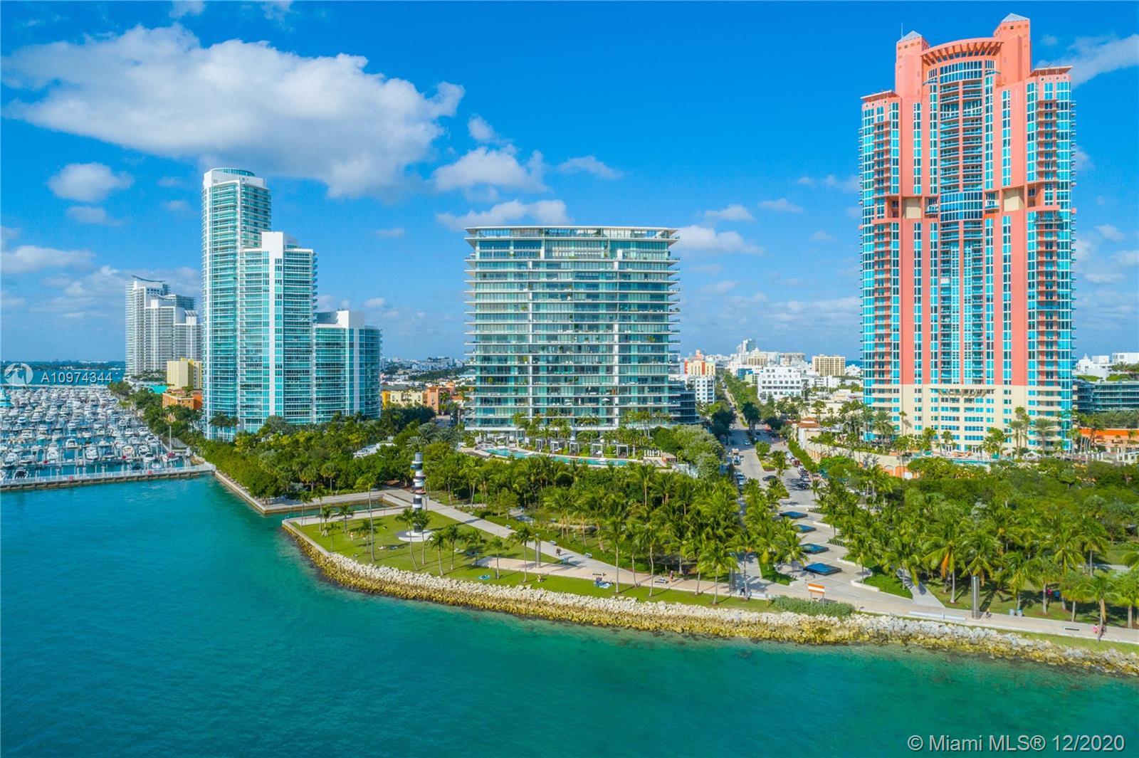 APOGEE CONDO - Residential