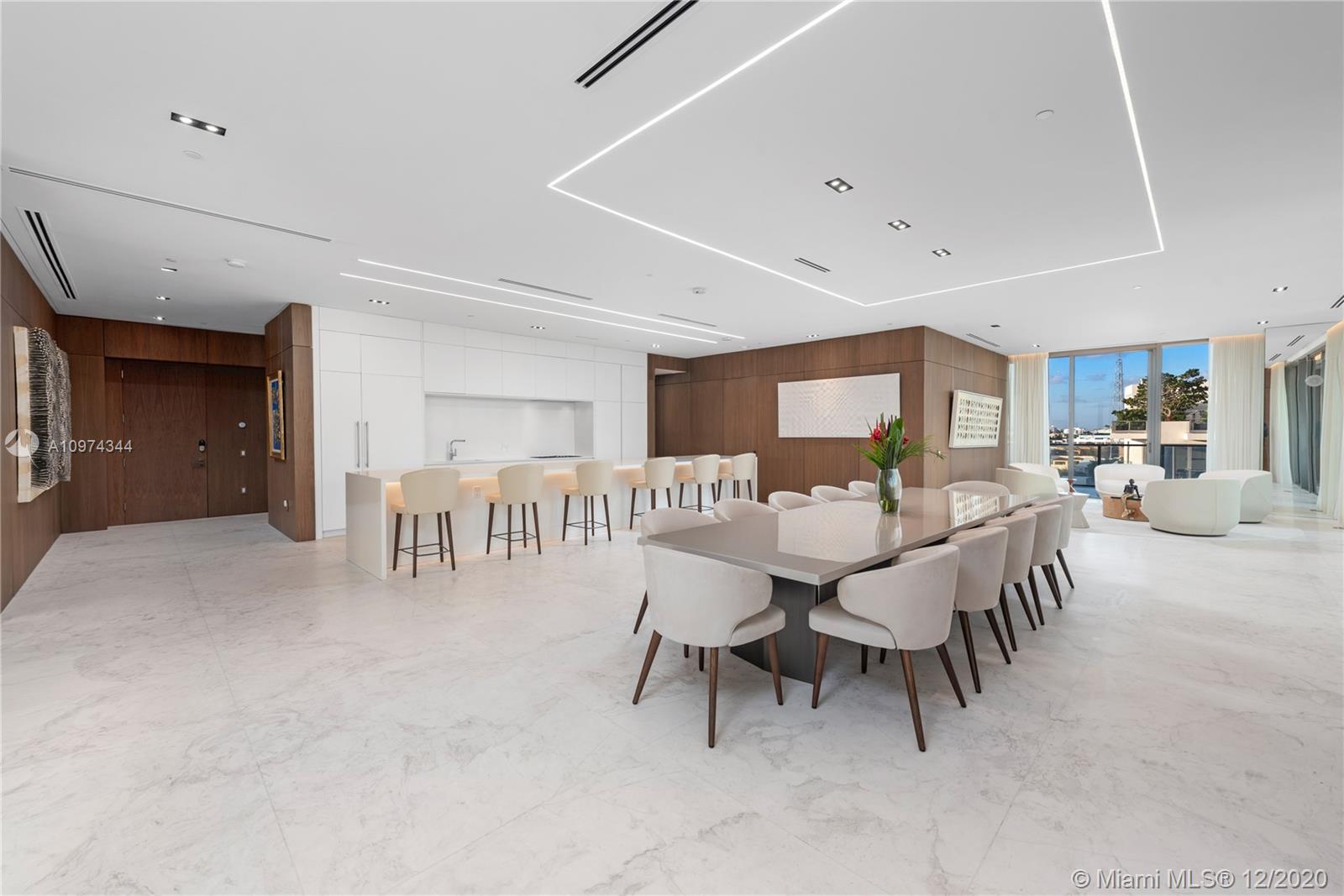 APOGEE CONDO - Residential