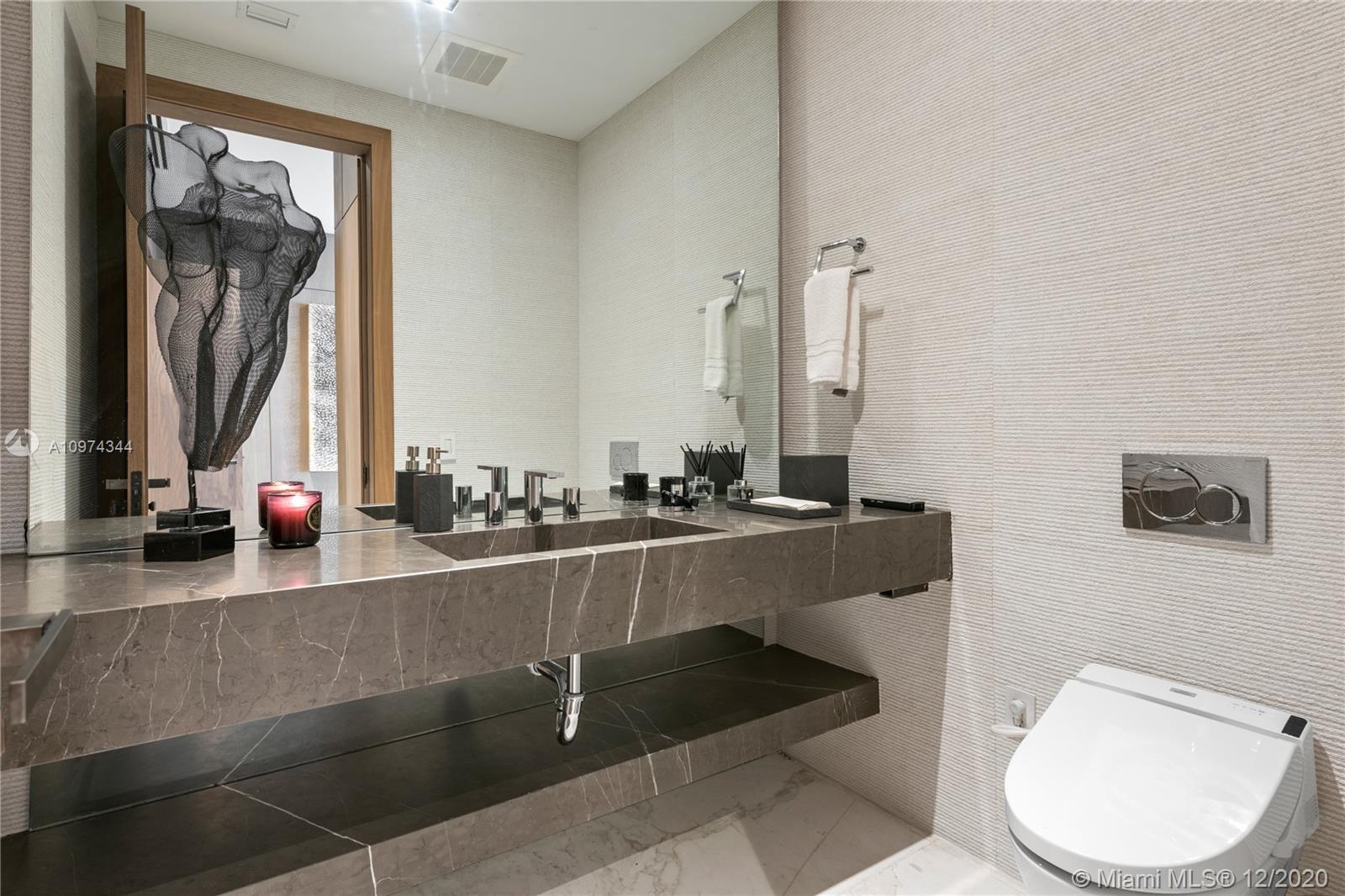 APOGEE CONDO - Residential