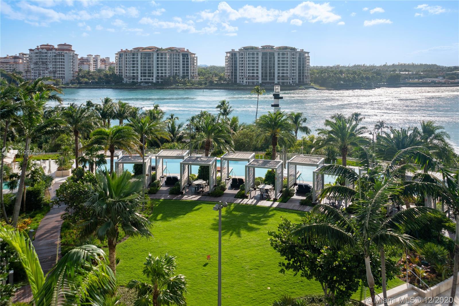 APOGEE CONDO - Residential