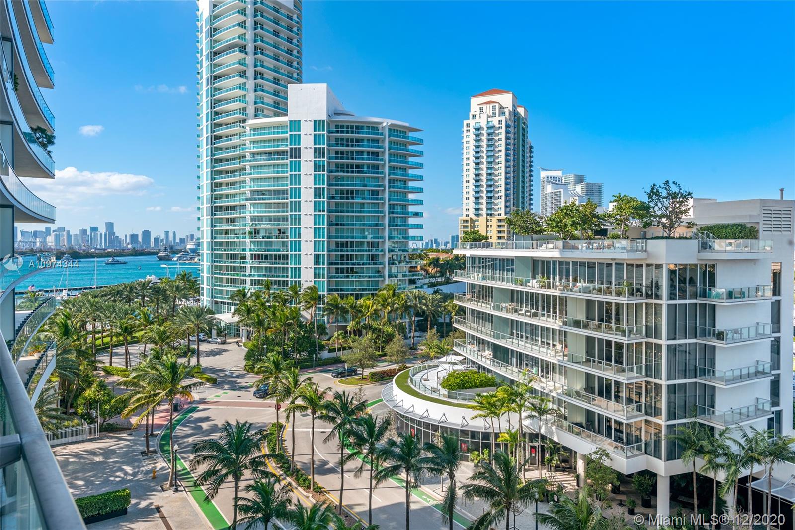 APOGEE CONDO - Residential